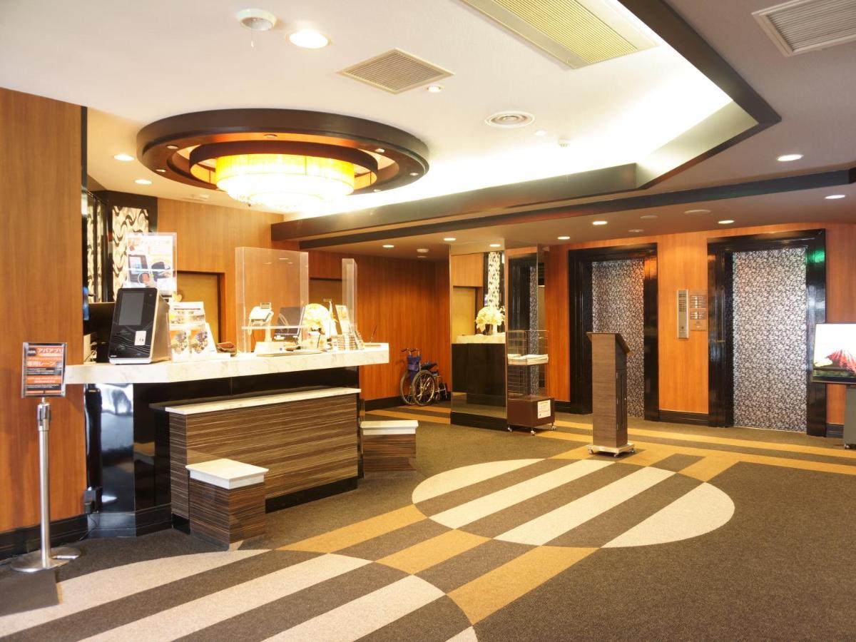 Apa Hotel Saitama Yatsuka Ekimae Szoka Kültér fotó