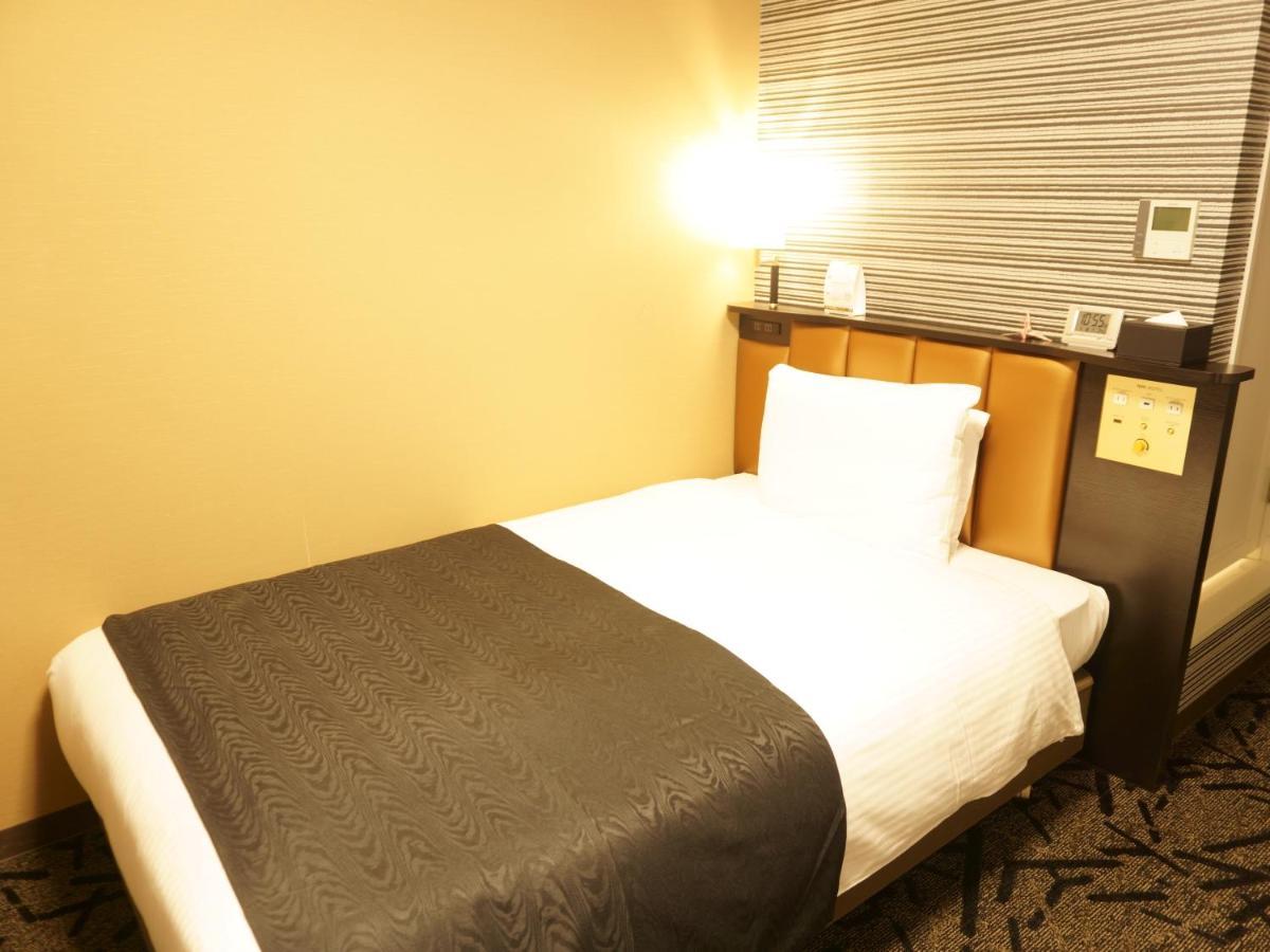 Apa Hotel Saitama Yatsuka Ekimae Szoka Kültér fotó